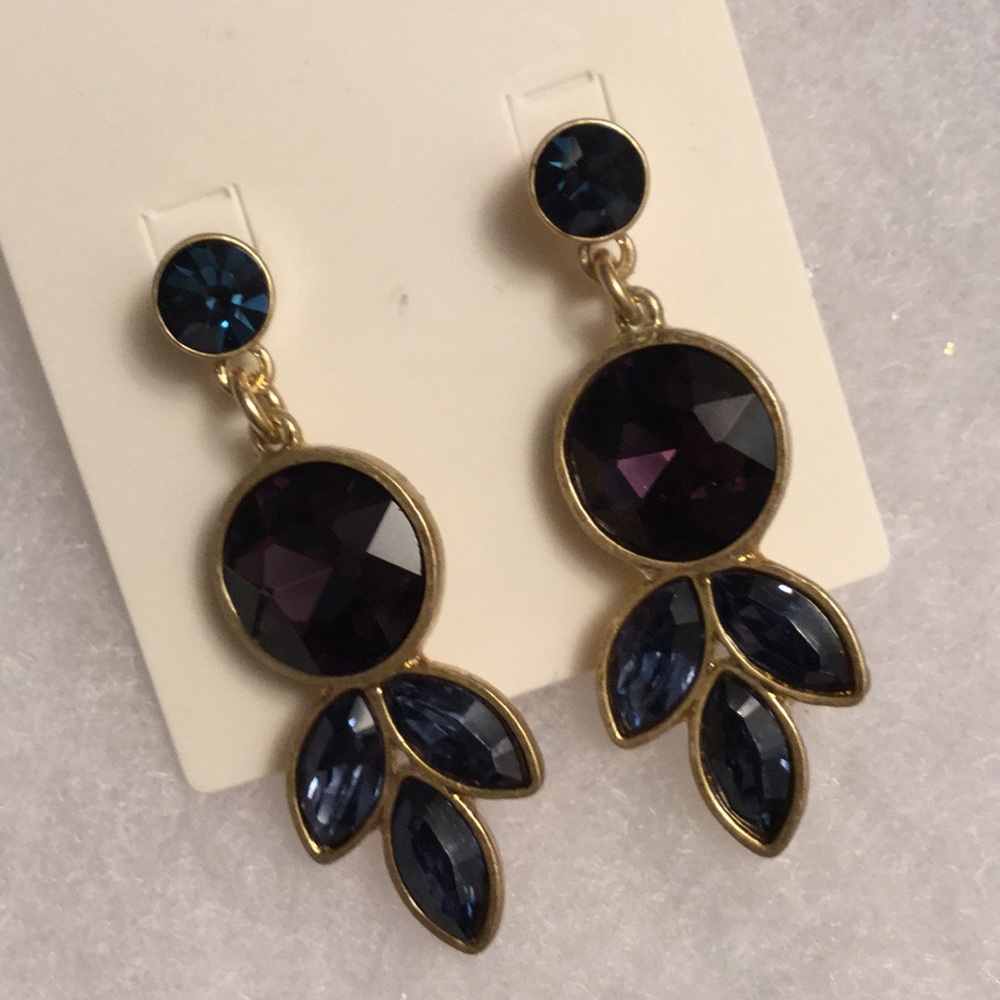 Rhinestone dressy earrings